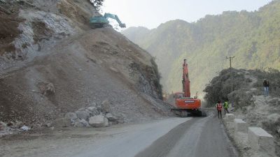आज र भोलि मुग्लिन-नारायणगढ सडक चौबिसै घन्टा खुल्ने