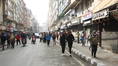 न्यूरोडमा पार्किङ निषेध : कोही खुसी, कोही आक्रोसित