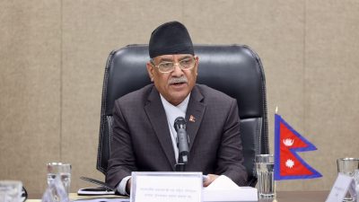 प्रधानमन्त्री ‘प्रचण्ड’ ले हटाए १३ जना  सचिवालय कर्मचारी (सूचि सहित )