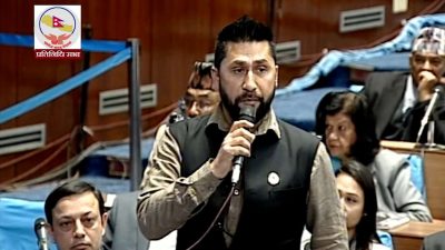 सरकार आफ्ना ‘भ्रष्ट’मान्छे जोगाउन लागिरहेको छ : रवि लामिछाने