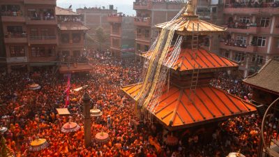 सिन्दुरजात्राले रङ्गियो ठिमी