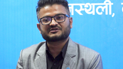 स्वर्णिम वाग्लेबाट कुट्ने धम्की आयो : मुकुल ढकाल