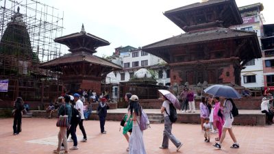 आठ महिनामा भित्रिए सात लाखभन्दा बढी पर्यटक