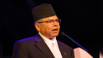 भारतीय पक्षले शुक्लाफाँटा आरक्ष क्षेत्रको एक हजार बिघा जमिन अतिक्रमण गरेको झलनाथको दाबी