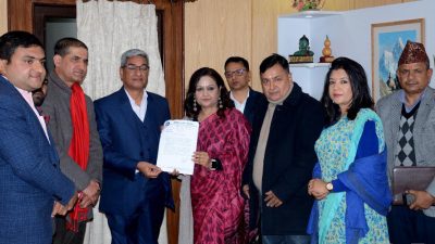 पत्रकारिता लोकतन्त्रको संरक्षक : गृहमन्त्री लेखक