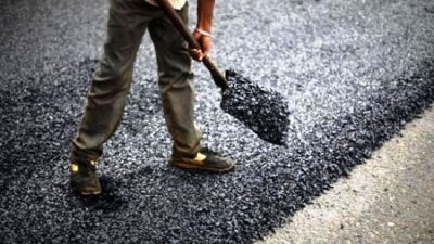 शिलान्यासको सत्र वर्षपछि कालोपत्र