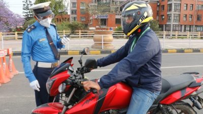 सवारीसाधनको चाबी थुत्न नपाइने अदालतको आदेश