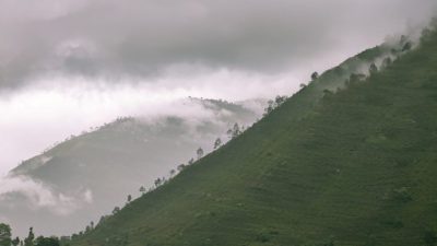 आजको मौसम : देशको पश्चिमी भूभागमा हल्का वर्षाको सम्भावना