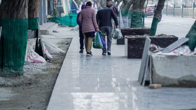 दरबारमार्गमा ग्रेनाइट बिछ्याइँदै (तस्वीरहरु)