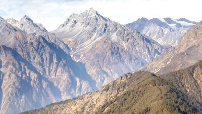 विश्व हिमाल संरक्षण वर्षका रूपमा मनाइँदै गर्दा हिमाल काला पहाडमा परिणत