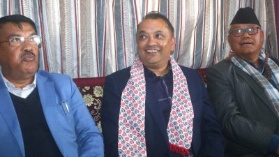 जनताले गणतन्त्रको विकल्प खोजेका छैनन्, यो विषयमा छलफल नै नगरौंः गगन थापा
