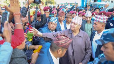 पूर्वराजाका समर्थकको प्रदर्शनलाई दृष्टिगत गर्दै एयरपोर्टको गोल्डेनगेटबाट ११ बजेदेखि प्रवेश कडा