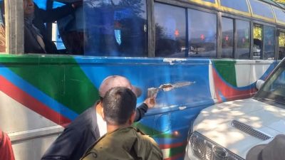 नुवाकोट-टोखा छहरे सडक खण्डमा बस र हाइलक्स ठोक्किँदा दुर्घटना