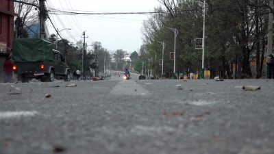 तीनकुने क्षेत्रमा हटाइयो कर्फ्यु
