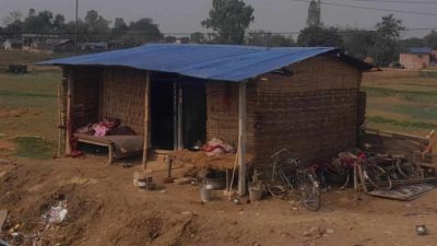 पक्राउ परेका गाउँपालिका अध्यक्षको छोराको धम्कीले पीडित डोम परिवार विस्थापित