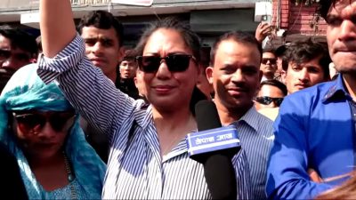 कुलमानलाई हटाउने निर्णयविरुद्धकाे प्रदर्शनमा रास्वपा पनि मिसियाे
