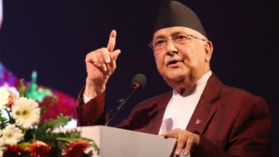आफूविनाको एमाले खोज्नेहरूलाई ओलीको जवाफ : अबको २०-२५ वर्षपछि बुढो हुन्छु, कसैले हतार नगर्नू
