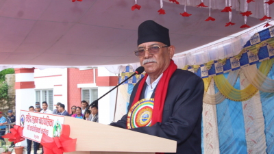 प्रचण्डको दाबी- राजावादीहरूको आन्दोलन आफैँ बिलाएर जान्छ
