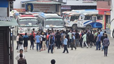 यातायात व्यवसायीको आन्दोलन फिर्ता, बेलुकादेखि नै गाडी चल्ने