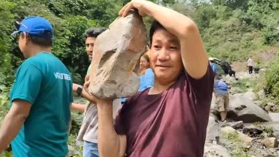 धरानका मेयर हर्क साम्पाङले रोके प्रहरी चौकी निर्माणको काम