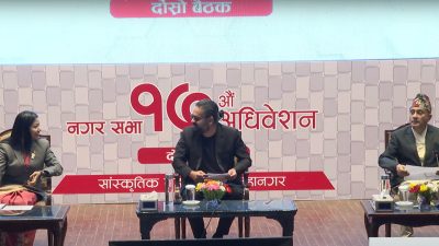 मञ्चमा बालेन–सुनिता संवाद, गुरागाईंसँग भएन बोलचाल