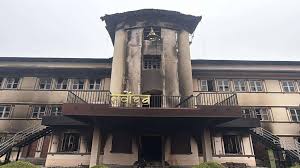 सर्वोच्च अदालत जलाएको आरोपमा नेपाल ल क्याम्पसका निवर्तमान स्ववियू सभापति…