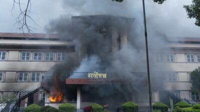 सर्वोच्च अदालतमा आगजनी गर्ने दुईजना पक्राउ