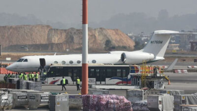 अमेरिकाले एकैदिन ९१ नेपालीलाई गर्‍यो डिपोर्ट