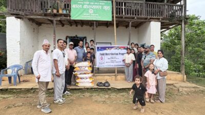 लायन्स क्लबद्वारा बाल कल्याण गृहलाई खाद्यान्न सहयोग